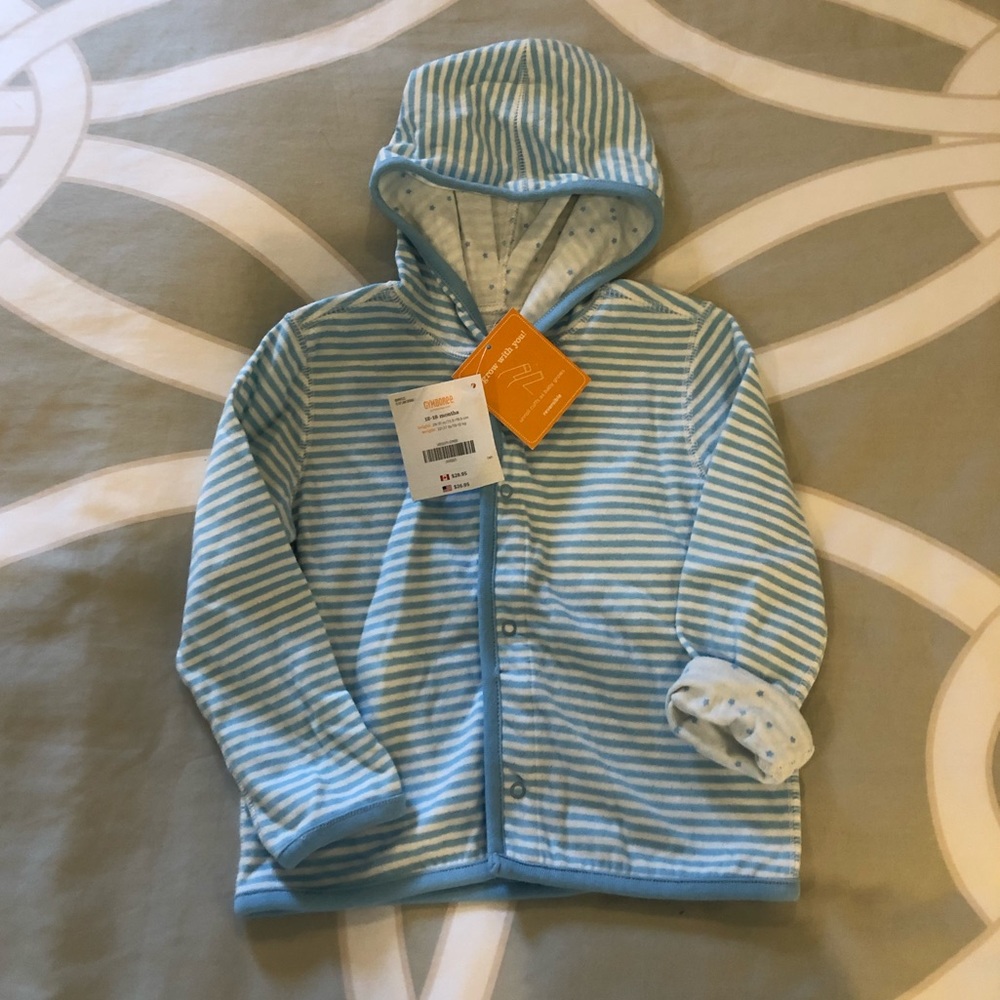 Soft and lightweight hoodie